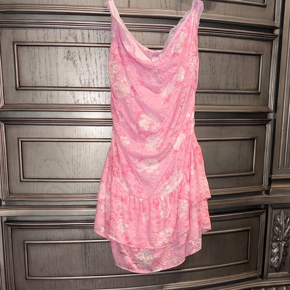 PINK LOVESHACK FANCY